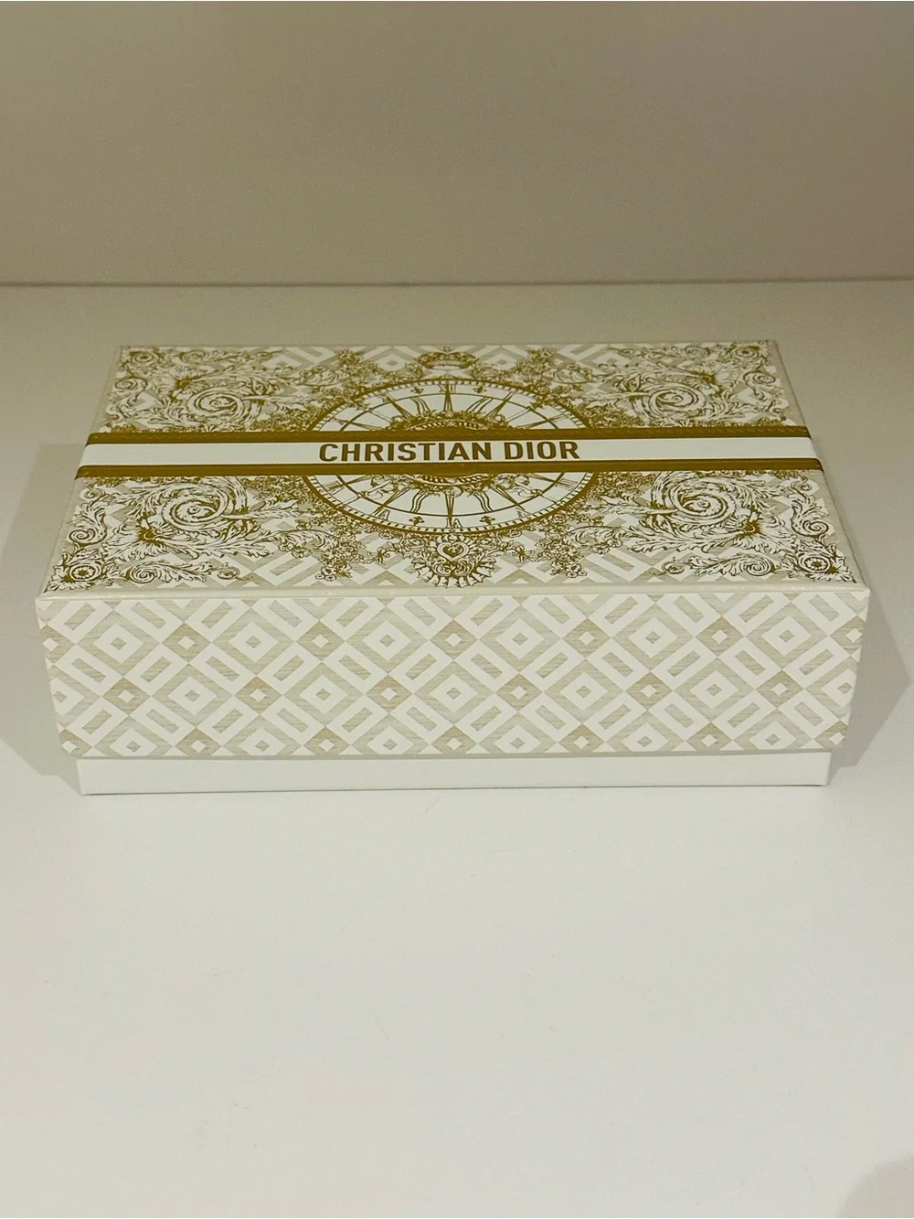 Dior Beauty Holiday 2024 Gift Box in White & Gold